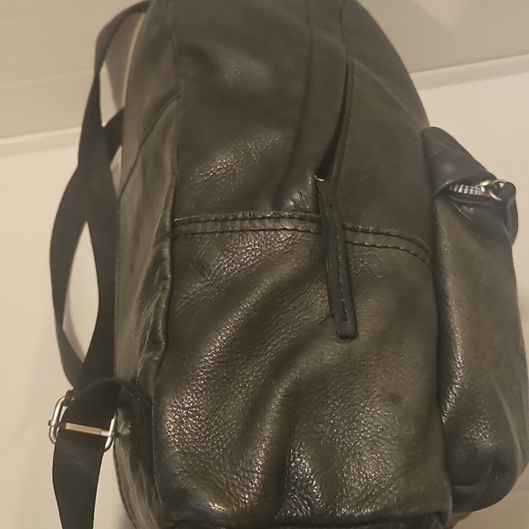 American Leather Co. Large Army Green Genuine Leather Backpack main image 5